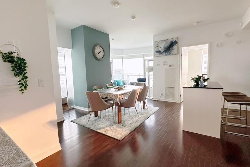 New Superior Lakeview Luxury 3-Bedroom Suite On 48 Floor Toronto Exterior foto